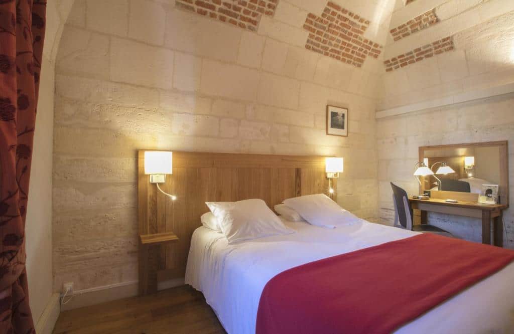 Les Chambres de l'Abbaye, hébergement insolite à Saintes