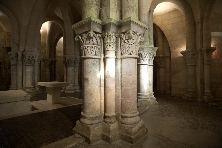 Chapiteaux historiés de l'église haute de Saint-Eutrope, Pesée des âmes